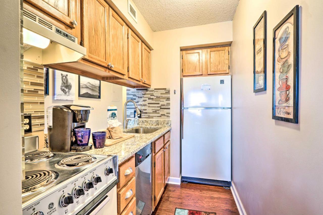 Gatlinburg Condo With Pool, Hot Tub, And Mtn Views! Екстериор снимка